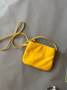 Gianni Bini Yellow Crossbody Shoulder Bag